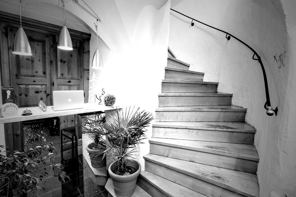 Hotel Gasthof Zum Schupfen Innsbruck Exterior foto